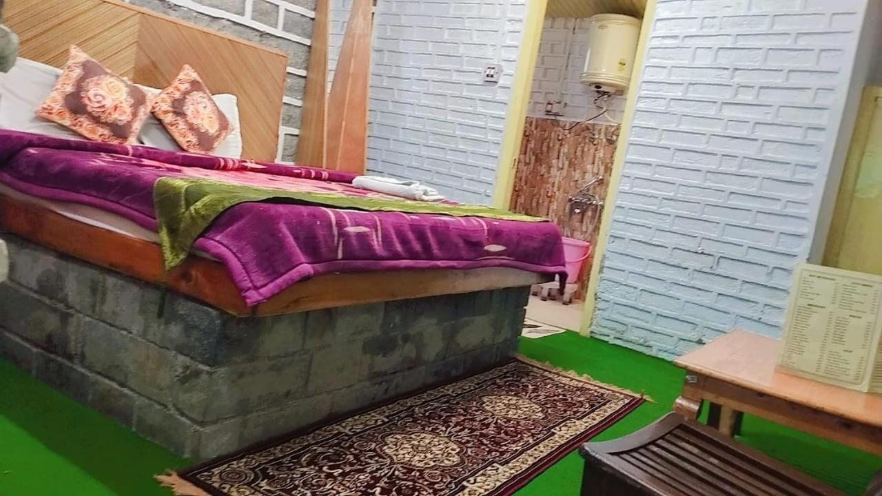 Hotel Seraj International مايالي المظهر الخارجي الصورة