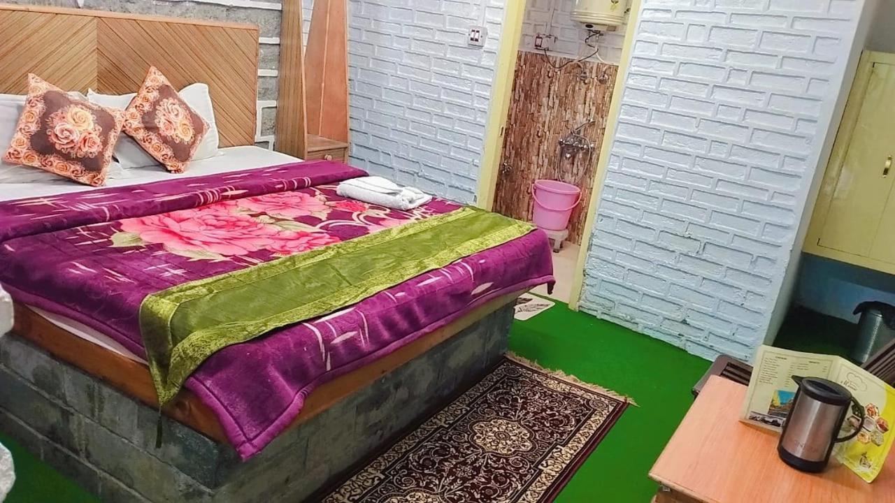 Hotel Seraj International مايالي المظهر الخارجي الصورة