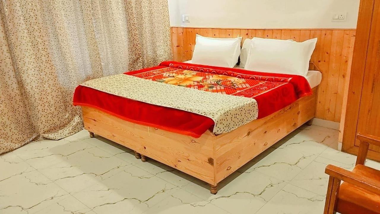 Hotel Seraj International مايالي المظهر الخارجي الصورة
