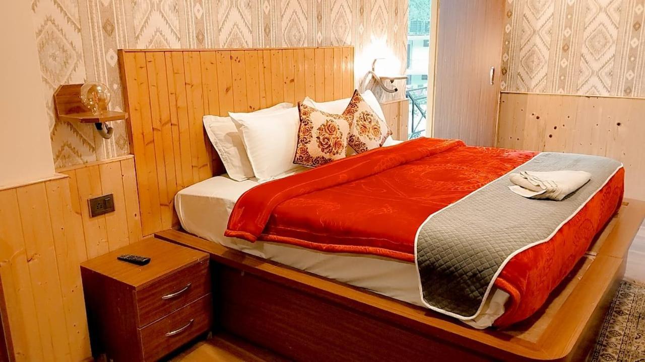 Hotel Seraj International مايالي المظهر الخارجي الصورة